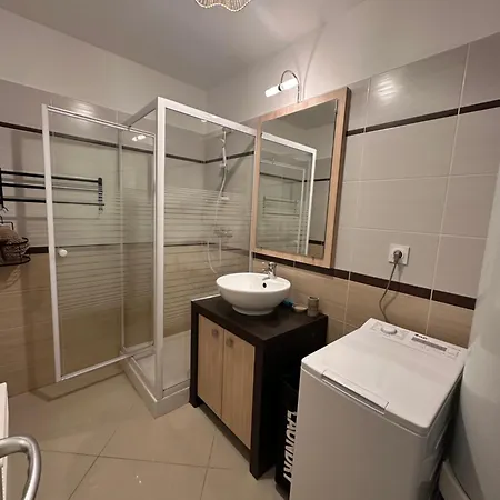 A La , Parking Prive Couvert דירה Saint-Pierre-la-Mer (Aude)