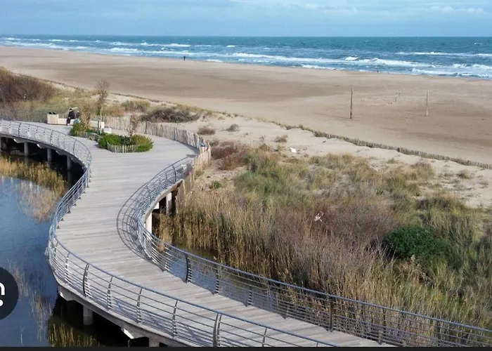 דירה A La , Parking Prive Couvert *